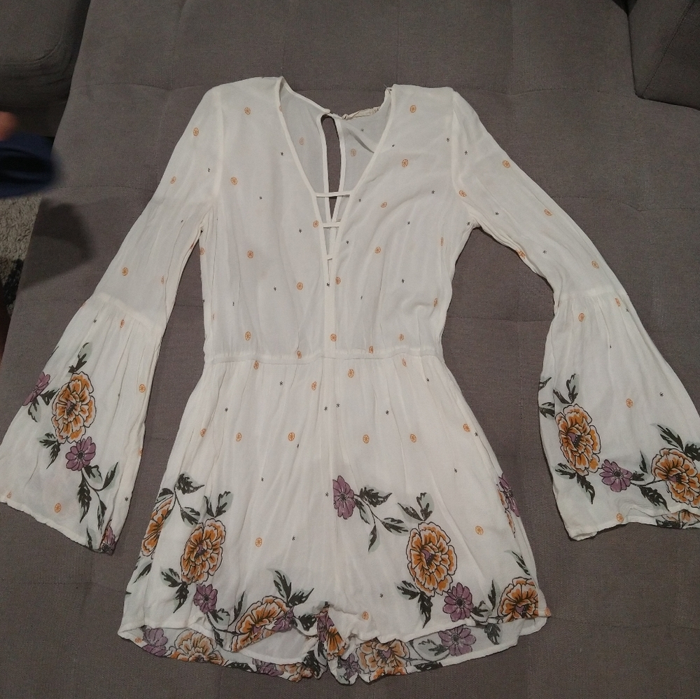 Chloe & Katie Floral Romper Medium